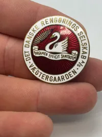 Originalt stort emalje mærke - Det danske rengøringsselskab Vægtergaarden A/S