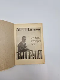 Original illegal bog - 1944 (Holger danske forlaget)