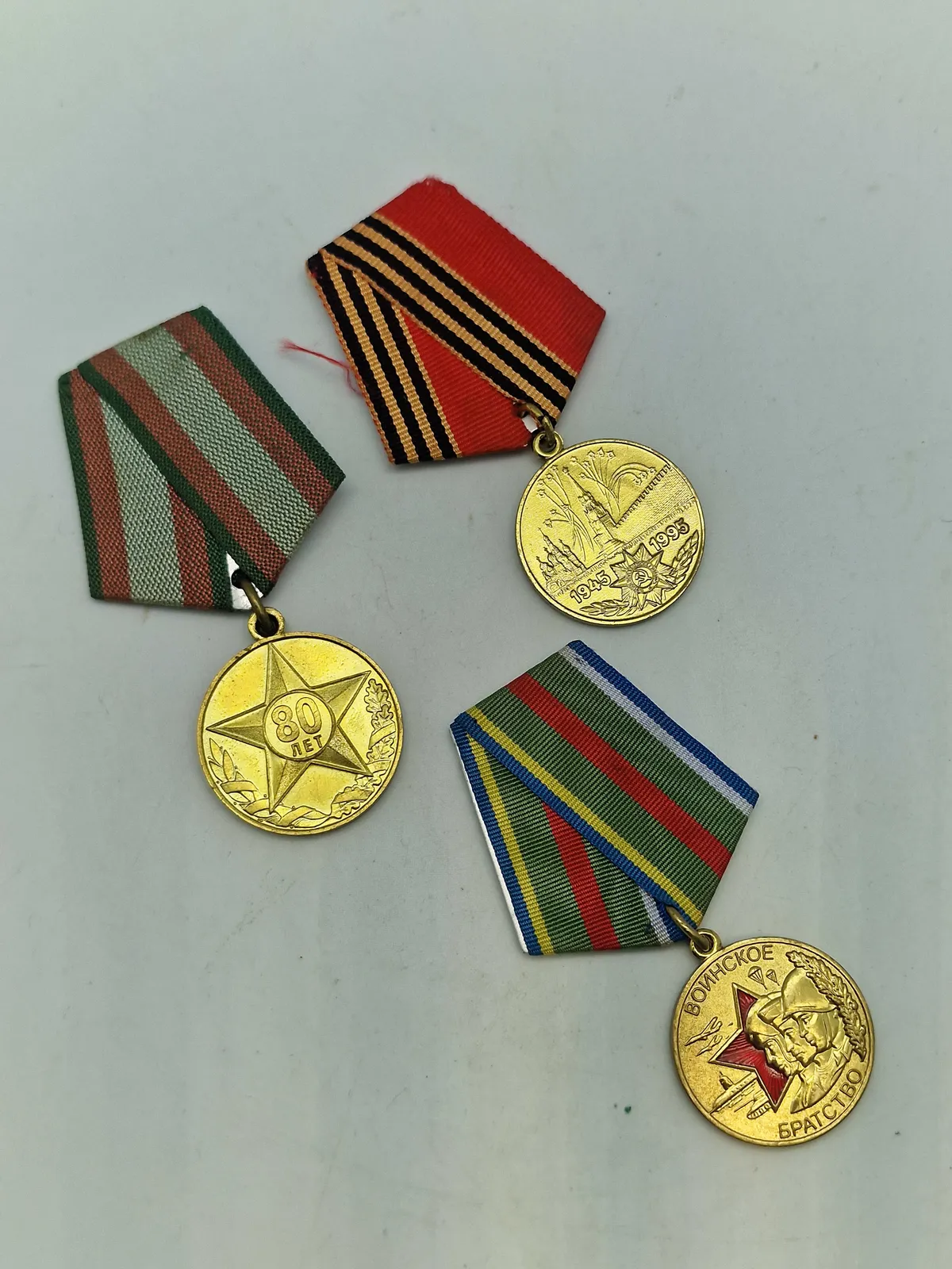 Lot originale russiske medaljer