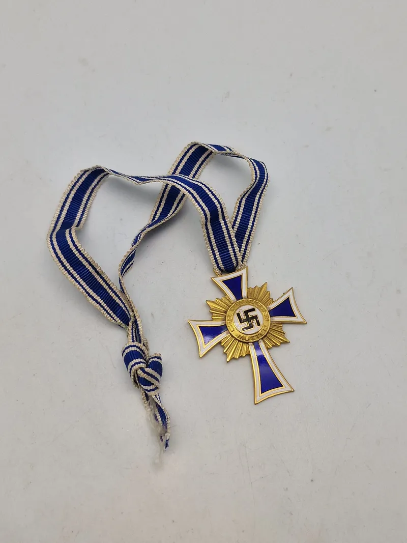 Originalt tysk Mutterkreuz - guld