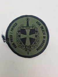 Samling originale DANCON og ISAF mærker mm.