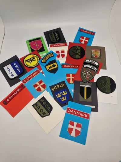 Samling diverse originale mærker