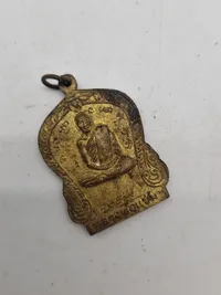Originale religiøse Thailandske amuletter