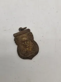 Originale religiøse Thailandske amuletter