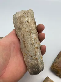 Samling originale stenøkser fra bondestenalderen