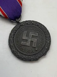 Original tysk Luftschütz medalje