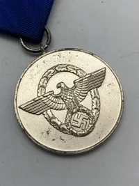 Original tysk medalje for 8 års tro tjeneste i politiet