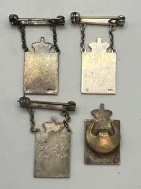 Samling Georg Jensen kongemærker af sterlingsølv