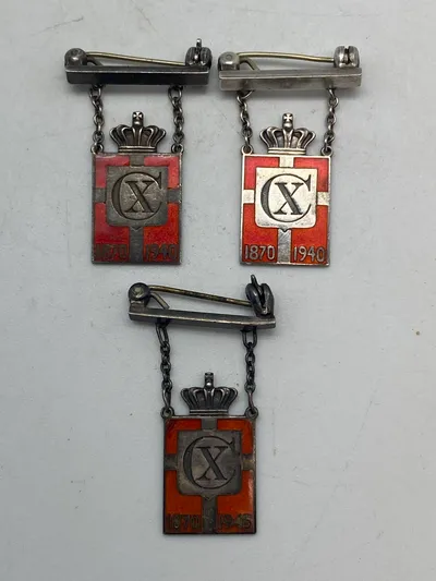 Samling Georg Jensen kongemærker af sterlingsølv