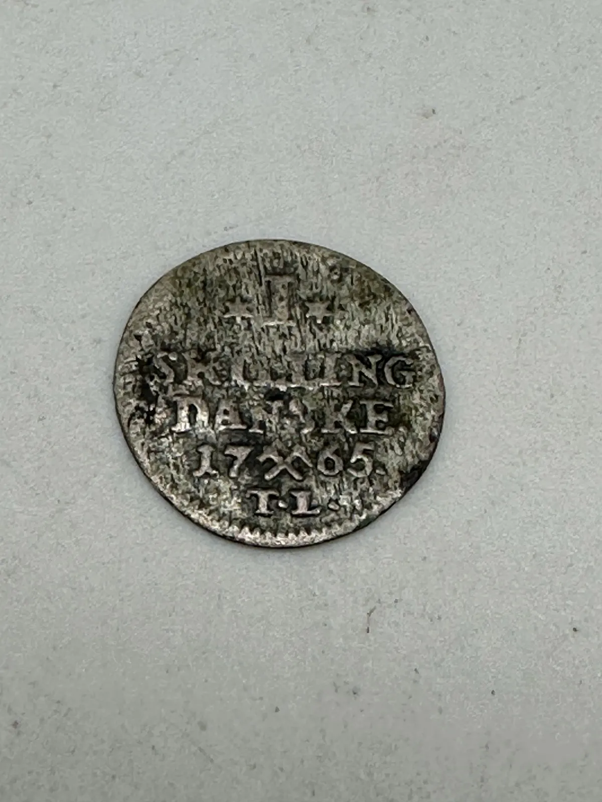 Original 1 skilling sølvmønt - 1765 - dansk