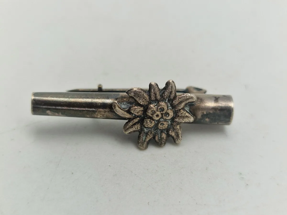 Edelweis på nål til blomsterbæring