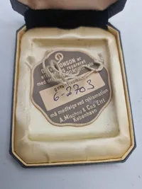 Ronson lighter med æske