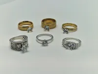 Samling diverse fingerringe