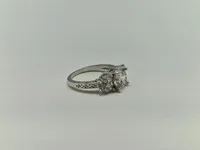 Samling diverse fingerringe