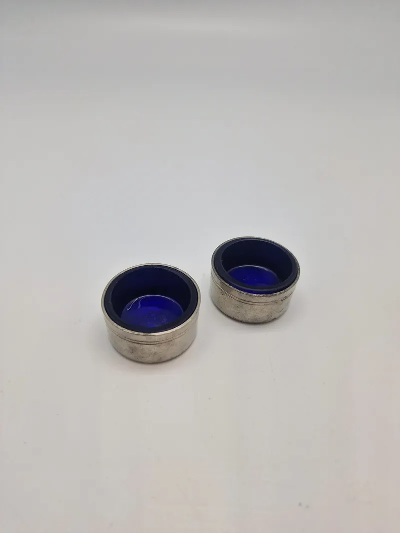 Salt og pepper skåle - “Just” Danmark