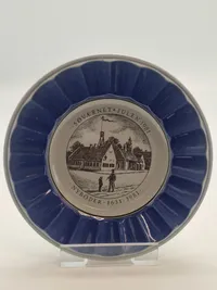Stor samling plaketter fra det danske søværn