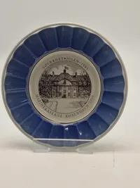 Stor samling plaketter fra det danske søværn