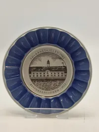 Stor samling plaketter fra det danske søværn