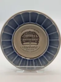 Stor samling plaketter fra det danske søværn