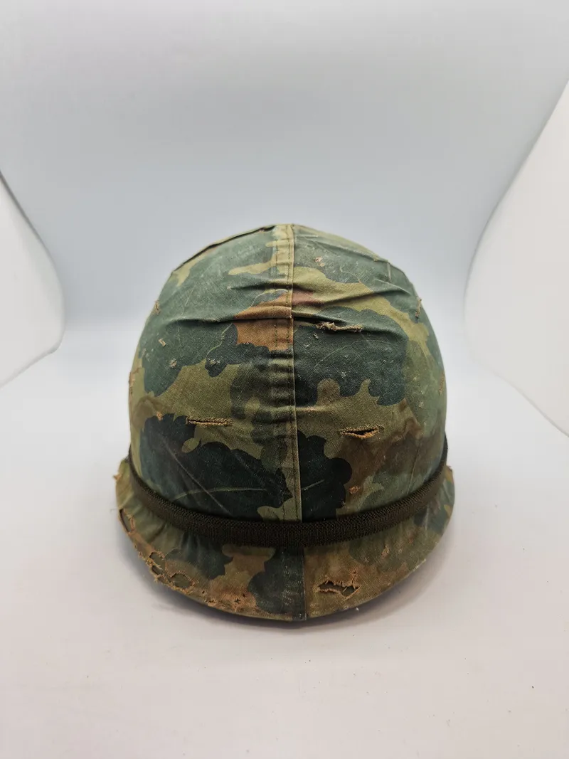 Original amerikansk stålhjelm - Vietnam krigen