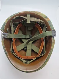 Original amerikansk stålhjelm - Vietnam krigen