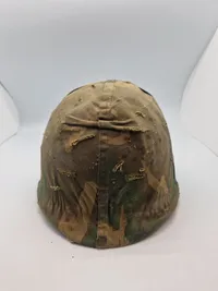 Original amerikansk stålhjelm - Vietnamkrigen