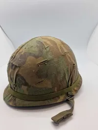 Original amerikansk stålhjelm - Vietnamkrigen