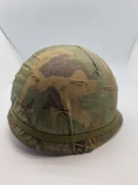 Original amerikansk stålhjelm - Vietnamkrigen