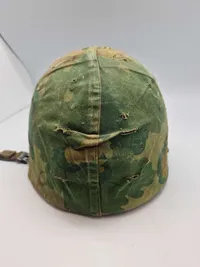 Original amerikansk stålhjelm - Vietnamkrigen