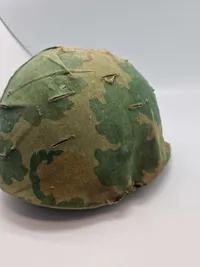 Original amerikansk stålhjelm - Vietnamkrigen
