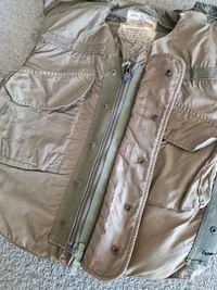 Original armor vest - Vietnamkrigen + bog om udstyr