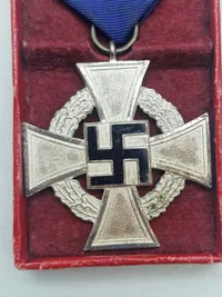 Original tysk medalje for 25 år tro tjeneste i staten