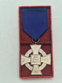 Original tysk medalje for 25 år tro tjeneste i staten