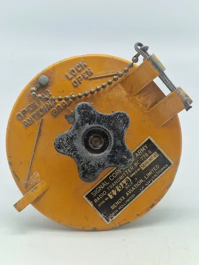 Original ww2 “Gibson Girl” antenne fra overlevelses radio som blev anvendt på bl.a. marinefartøjer