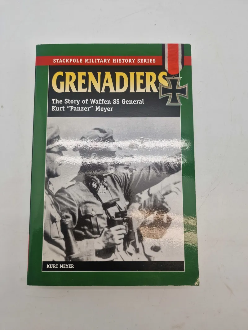 Sjælden bog om Kurt “Panzer” Meyer
