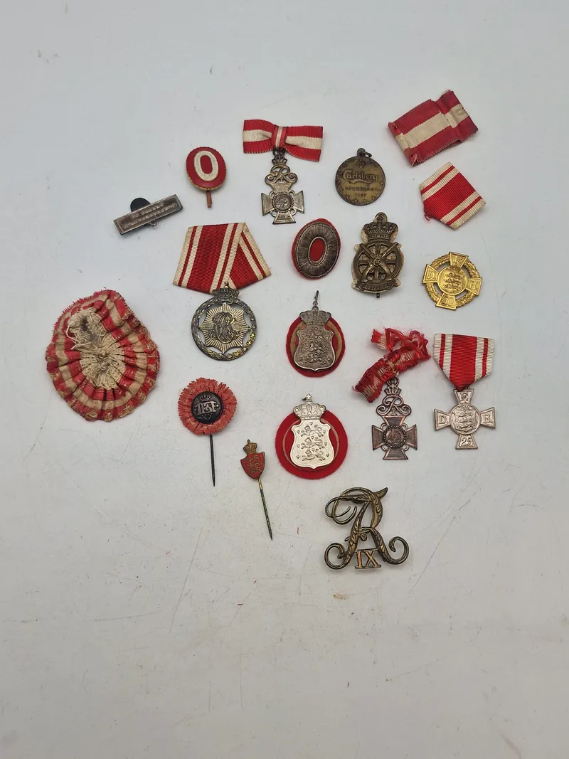 Samling danske forsvarsbrødre mm.
