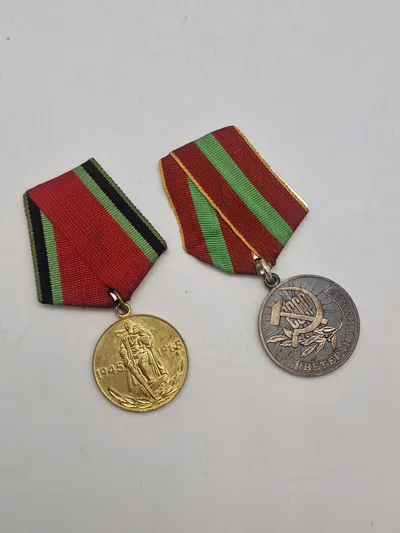 2 stk originale USSR jubilæums medaljer