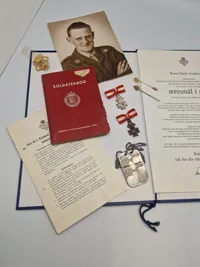 Originalt lot på dansk soldater med Guldnål 1 regiment