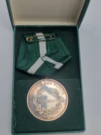 Original dansk politi medalje, sterlingsølv, i æske