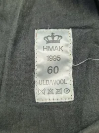 Sort hær baret