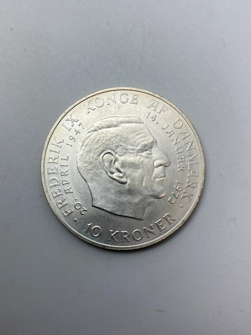 Original dansk jubilæumsmønt af sølv - tronskiftet i mellem Kong Frederik IX & Margrethe II