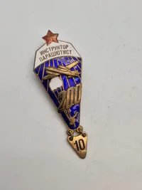 Samling originale russiske badges - ældre emaljerede udgaver