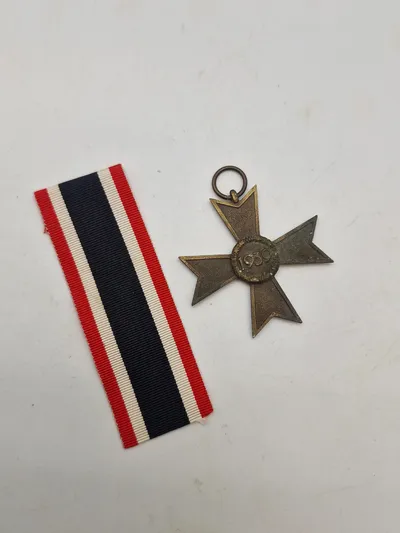 Originalt kriegsverdienstkreuz u.sværd