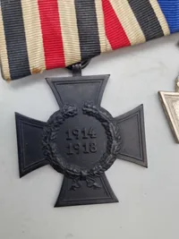 Sjælden original spange med Ehrenkreuz für Hinterbliebene samt Für Treue Dienst (25 jare) Givet til en kvinde