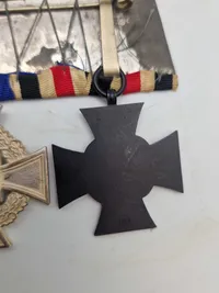 Sjælden original spange med Ehrenkreuz für Hinterbliebene samt Für Treue Dienst (25 jare) Givet til en kvinde