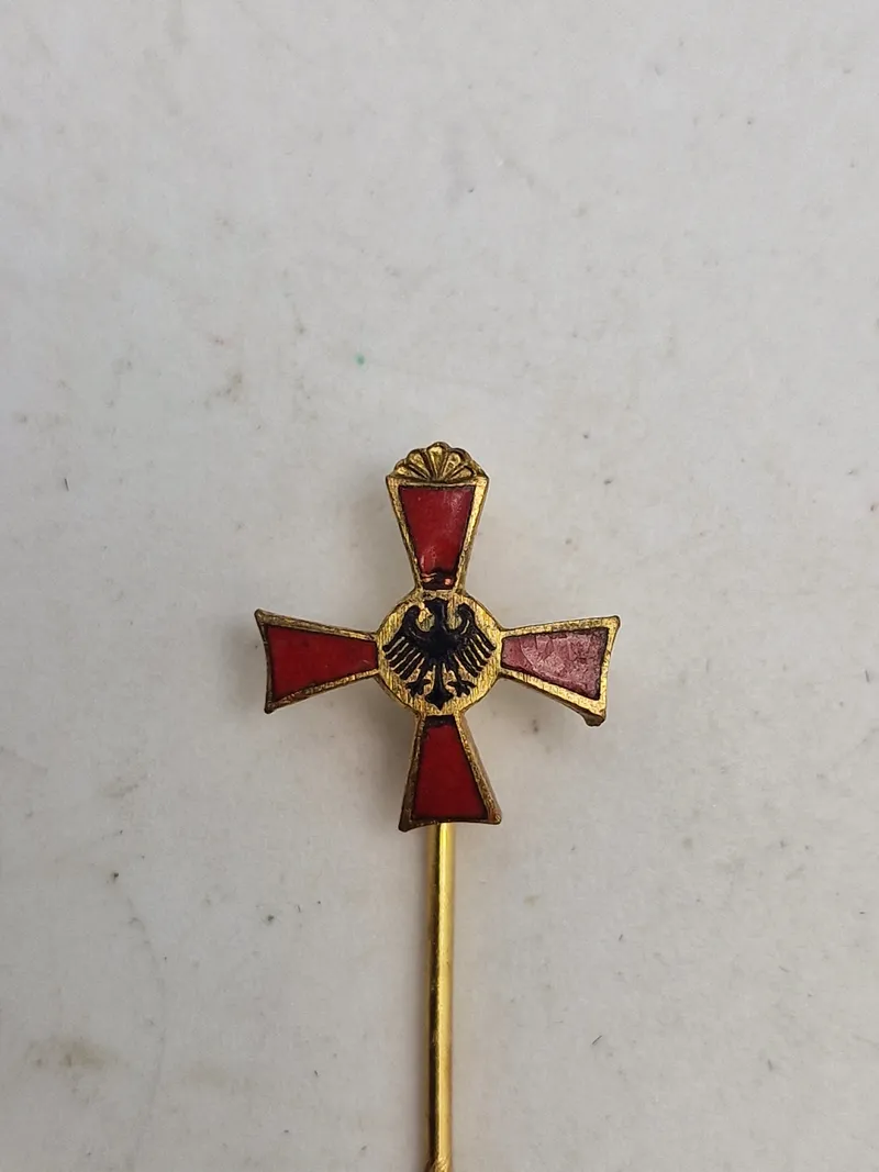 Original ORDER OF MERIT OF THE FEDERAL REPUBLIC OF GERMANY - miniature nål