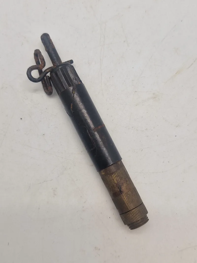Original tysk ZZ-42 træktænder af bakelit - ww2