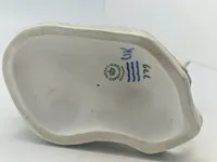 Royal Copenhagen Figur Pige med Kalv No 779