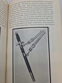 Godt opslagsværk om tyske daggerter, knive mm.