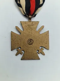Originalt tysk Hindenburg cross med tydelig fremstiller